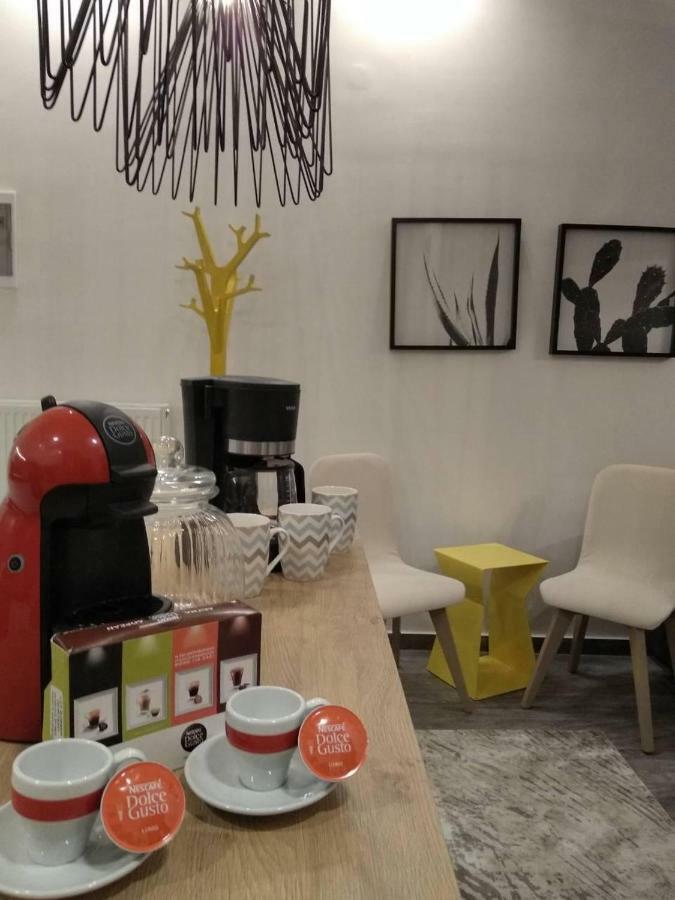 Alpinia N Lotus Apts. Thessaloníki Eksteriør billede